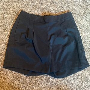 Women Nike dri-fit Golf shorts